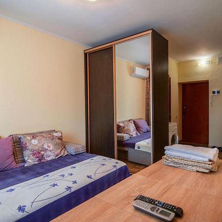 Apartment On Nauki Avenue 第聂伯罗彼得罗夫斯克 外观 照片